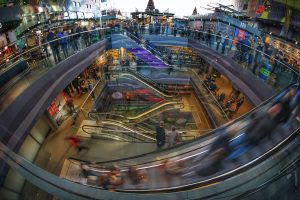 Picture showing a time-lapsed picture of a shopping centre interior